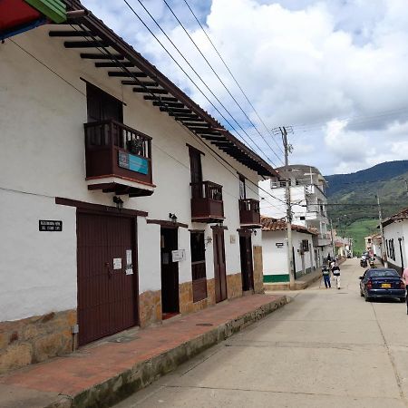 Hotel Central Graciela Valle de San José エクステリア 写真