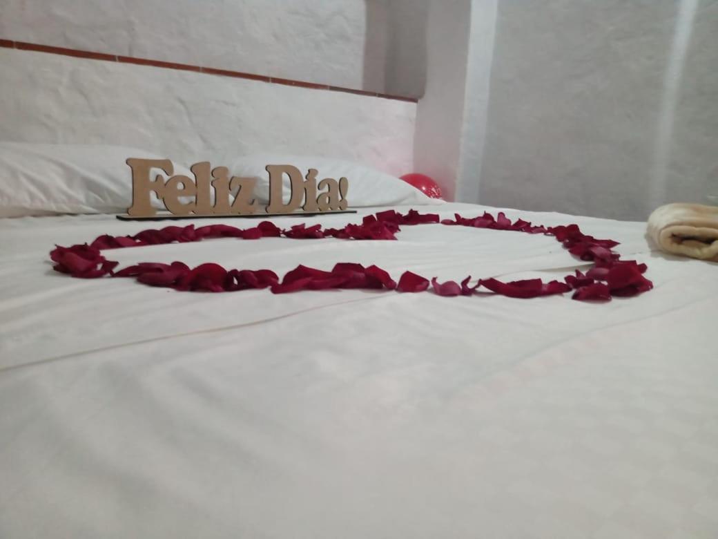 Hotel Central Graciela Valle de San José エクステリア 写真