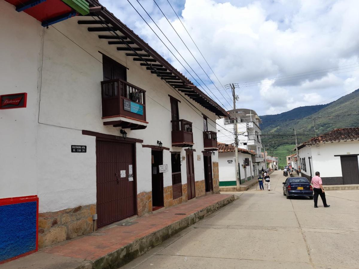Hotel Central Graciela Valle de San José エクステリア 写真