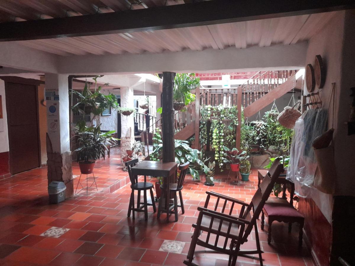 Hotel Central Graciela Valle de San José エクステリア 写真