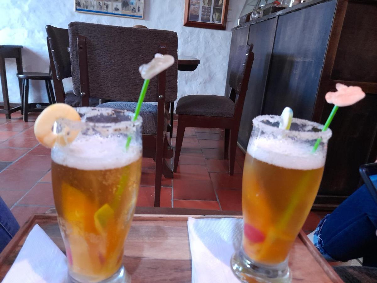 Hotel Central Graciela Valle de San José エクステリア 写真