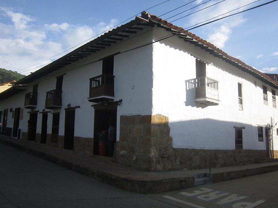 Hotel Central Graciela Valle de San José エクステリア 写真