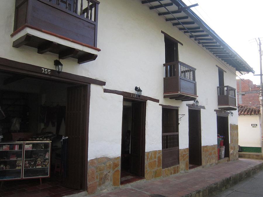 Hotel Central Graciela Valle de San José エクステリア 写真