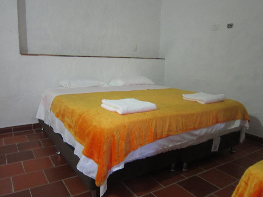 Hotel Central Graciela Valle de San José エクステリア 写真
