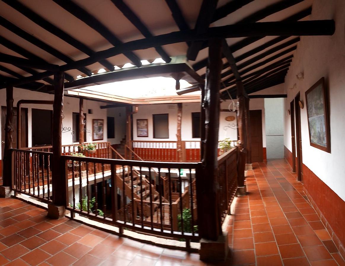 Hotel Central Graciela Valle de San José エクステリア 写真